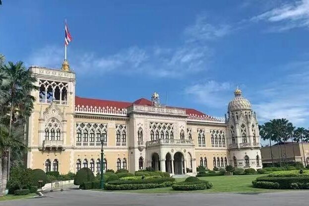 泰国王太后诗丽吉病逝