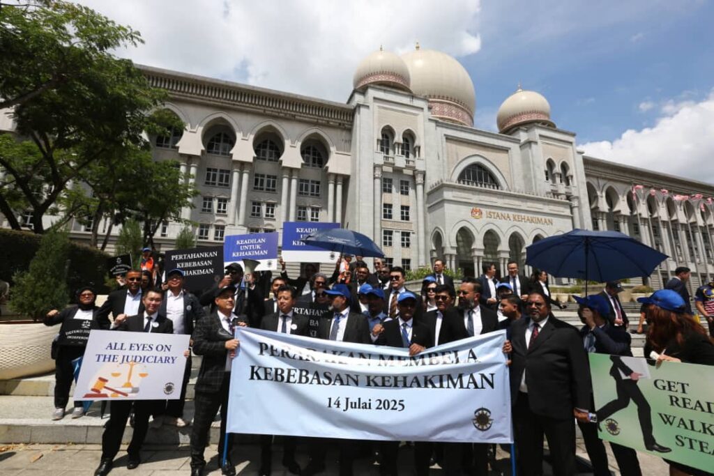 “清廉与反贪议题”