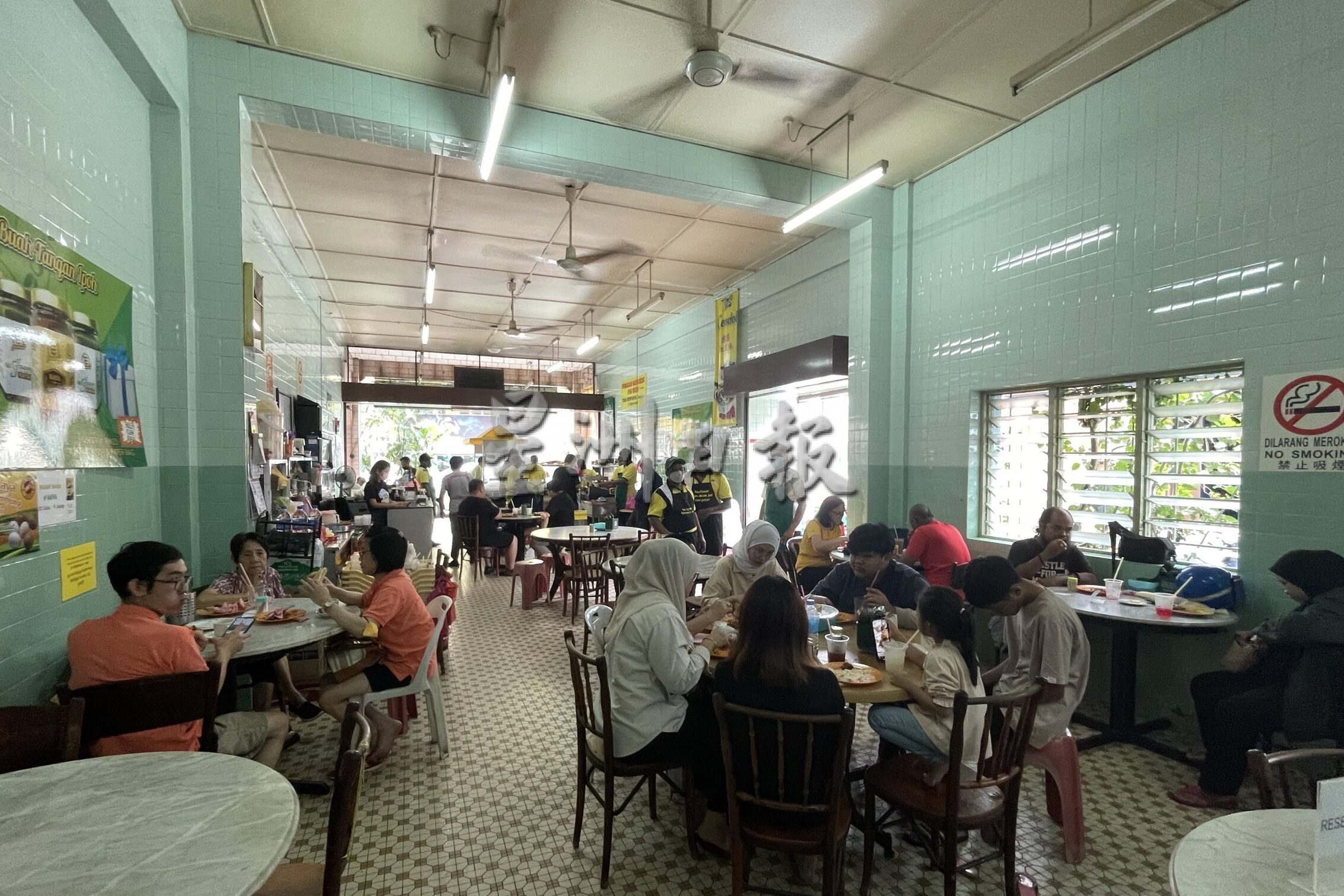 小贩物价调整与消费者接受度考验