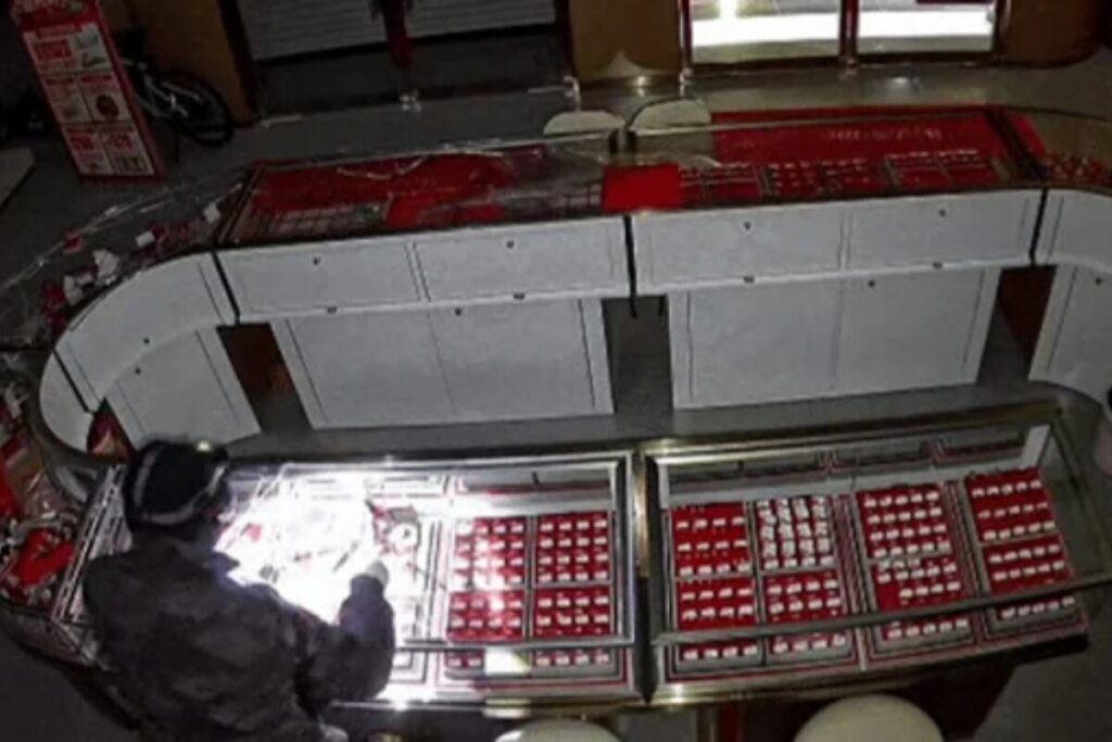 香格里拉金店盗窃案