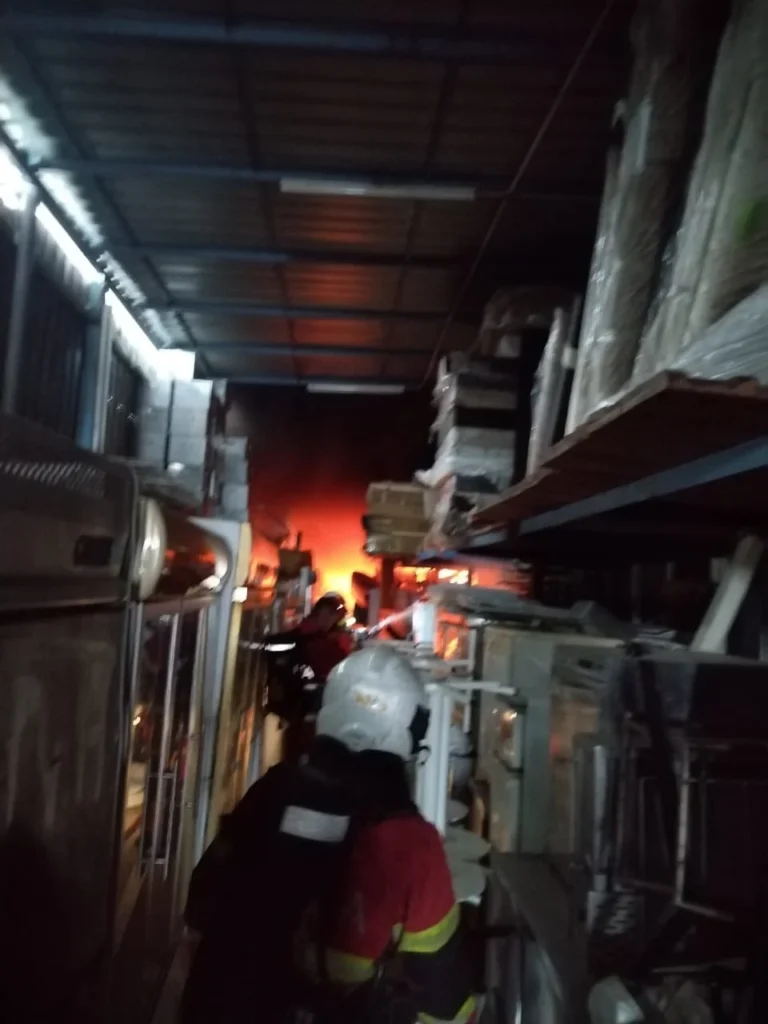 Sea Park家具厂大火